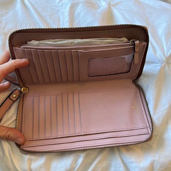 Kate Spade Large Carryall Wristlet/Wallet Blush Pink Double Zipper - Picture 7 of 16